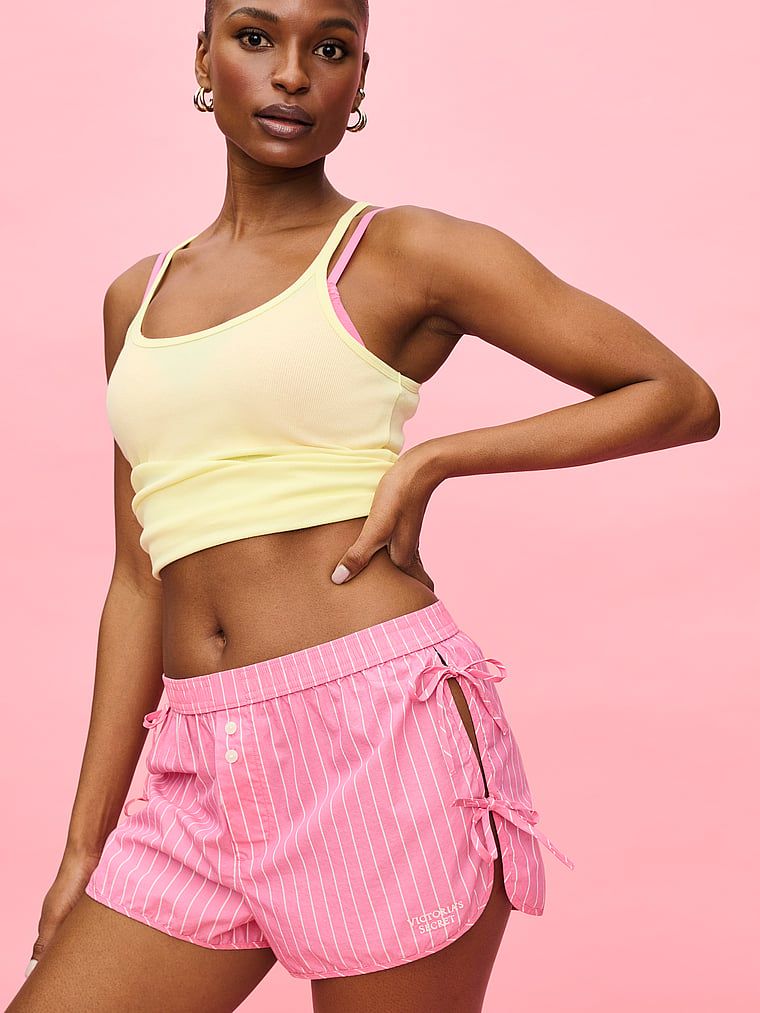 Szorty od piżamy bawełniane Mix & Match Heritage. Produkt jest wzorzysty i pochodzi z kolekcji Victoria's Secret. 