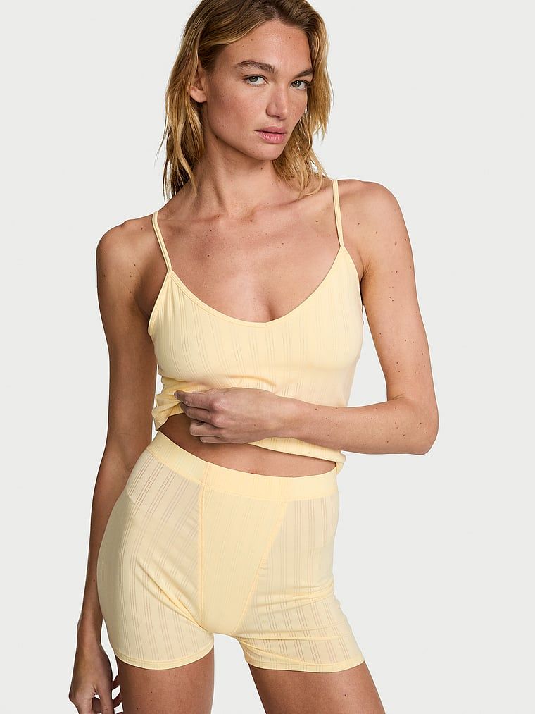 Top z modalu do spania SoSoft Ultra-Fine. Produkt ma kolor żółty i pochodzi z kolekcji Victoria's Secret. 