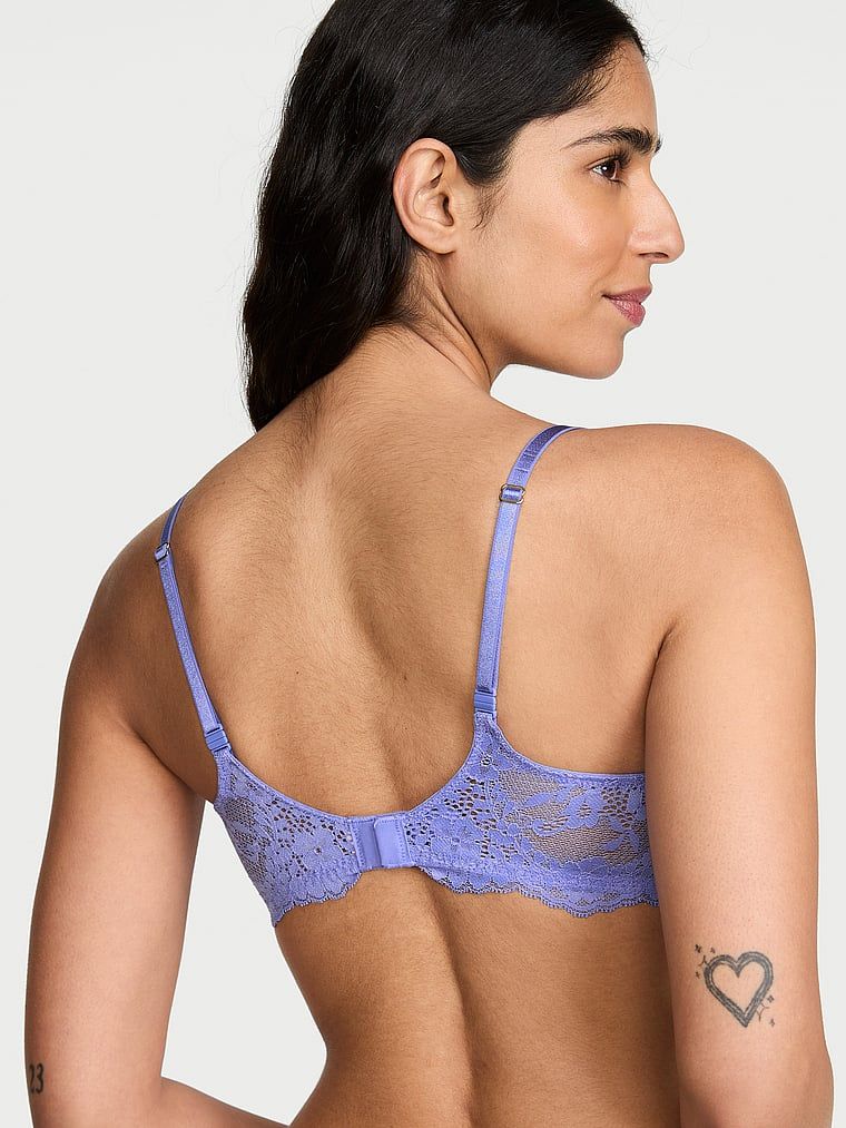 Biustonosz lekko usztywniany z koronką Lace Demi. Produkt ma kolor niebieski i pochodzi z kolekcji Dream Angels. 