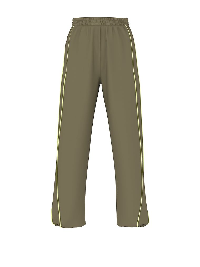 Spodnie dresowe joggery VSX ActiveFlex. Produkt ma kolor zielony i pochodzi z kolekcji VSX. 