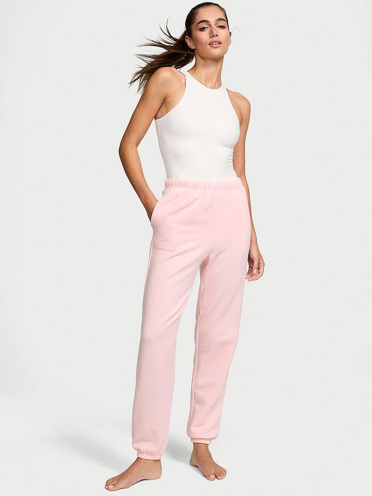 Spodnie dresowe z modalu Brushed Jogger. Produkt ma kolor różowy i pochodzi z kolekcji Victoria's Secret. 