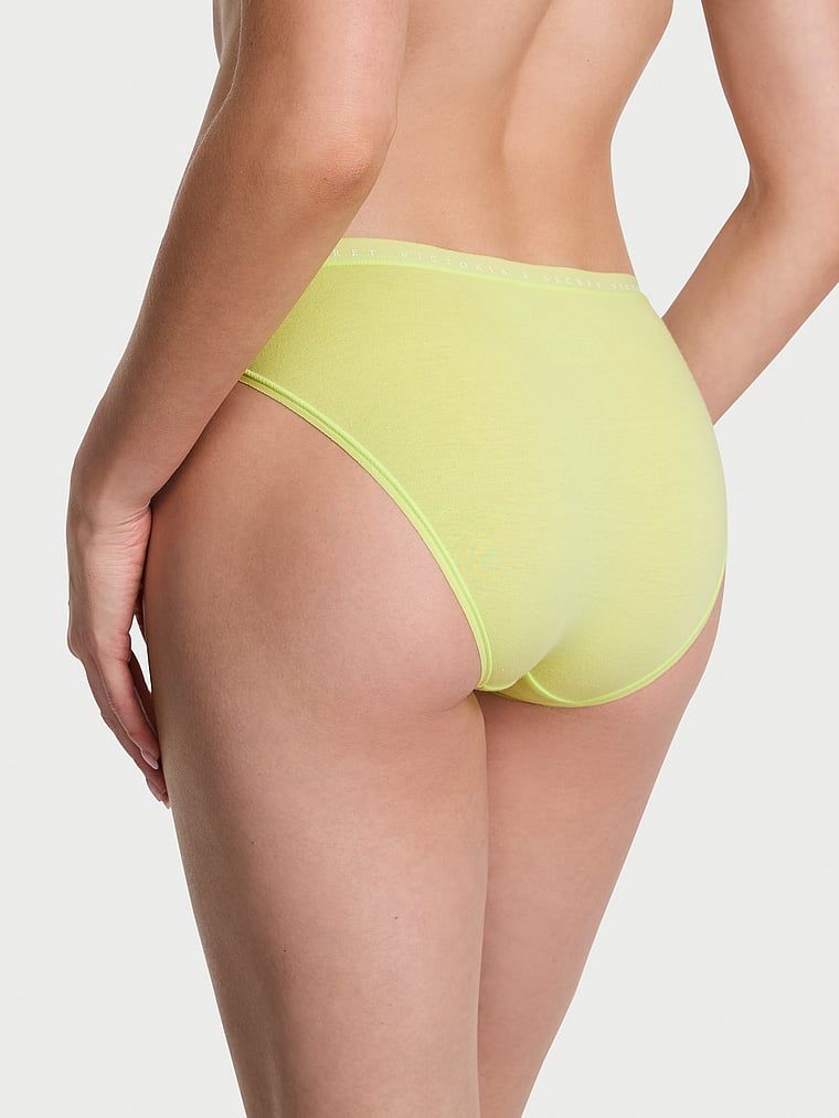 Majtki bawełniane Bikini. Produkt ma kolor zielony i pochodzi z kolekcji Victoria's Secret. 