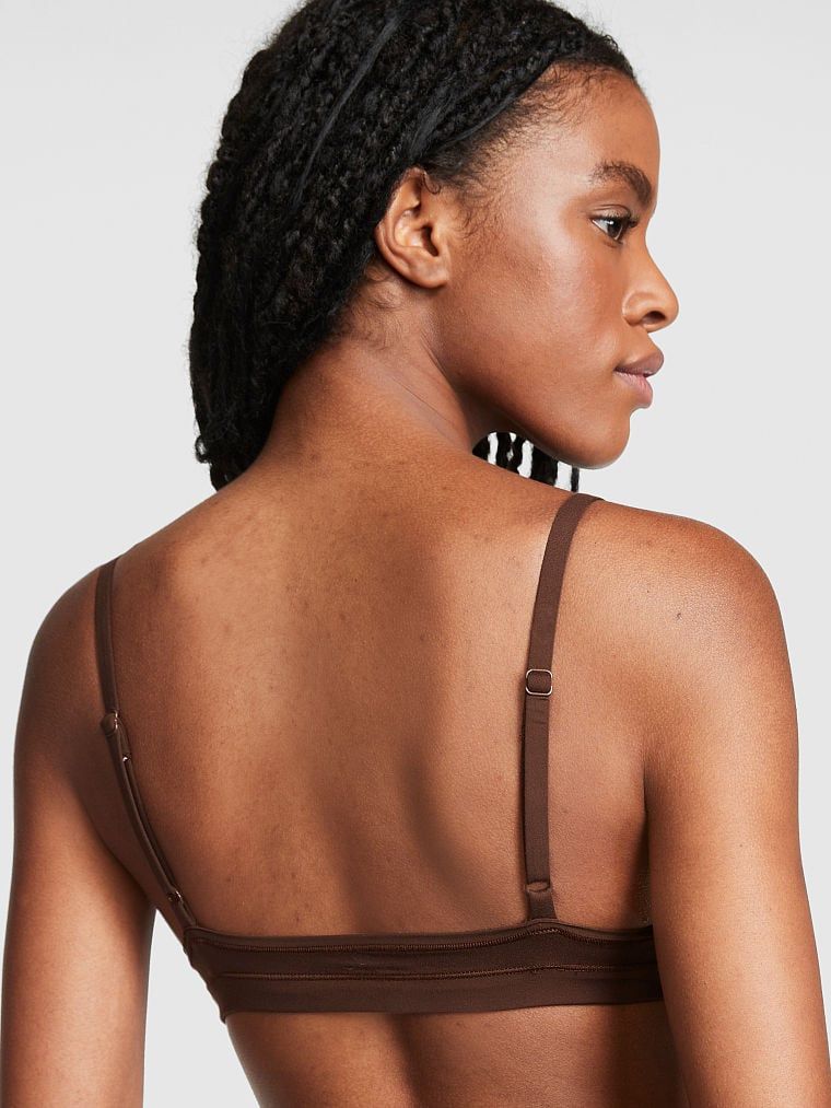 Braletka o trójkątnych miseczkach