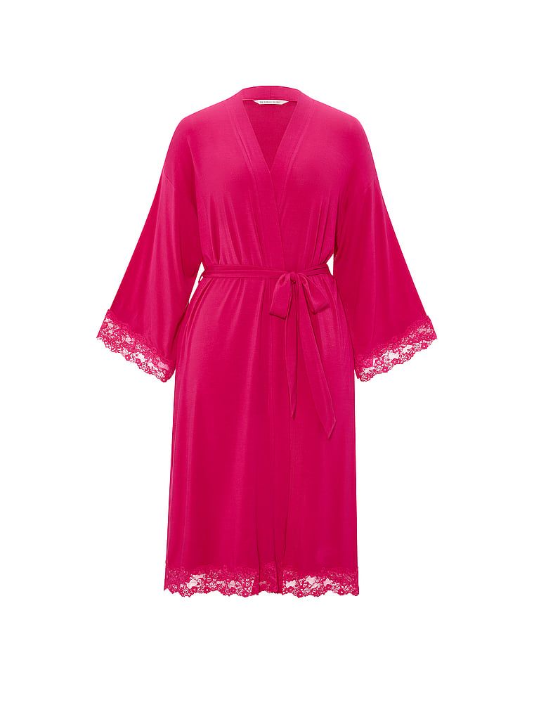 Szlafrok z modalu SoSoft. Produkt ma kolor różowy i pochodzi z kolekcji Victoria's Secret. 