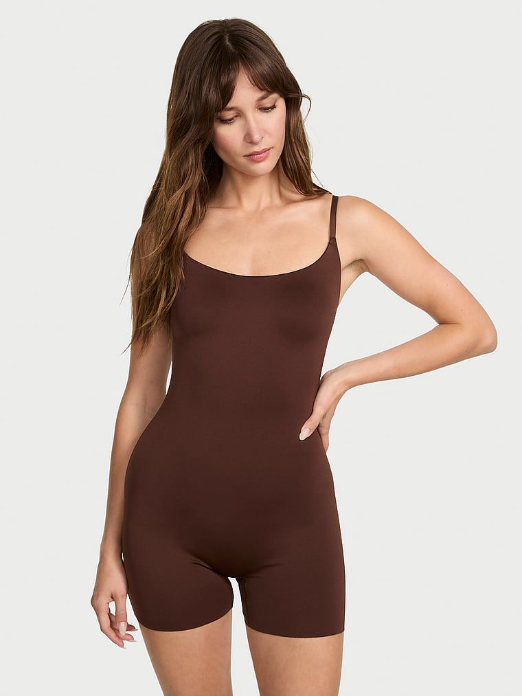 Victoria's Secret Kombinezon z krótkimi spodenkami Luxe Contour