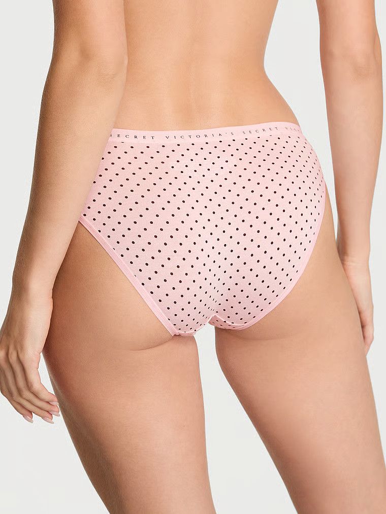 Majtki bawełniane Bikini. Produkt jest wzorzysty i pochodzi z kolekcji Body by Victoria. 