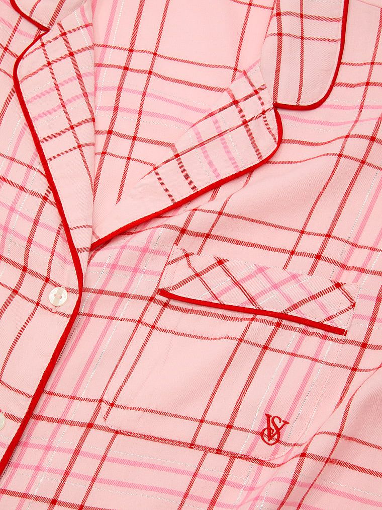 Flanelowa piżama z długimi spodniami. Produkt jest wzorzysty i pochodzi z kolekcji Victoria's Secret. 