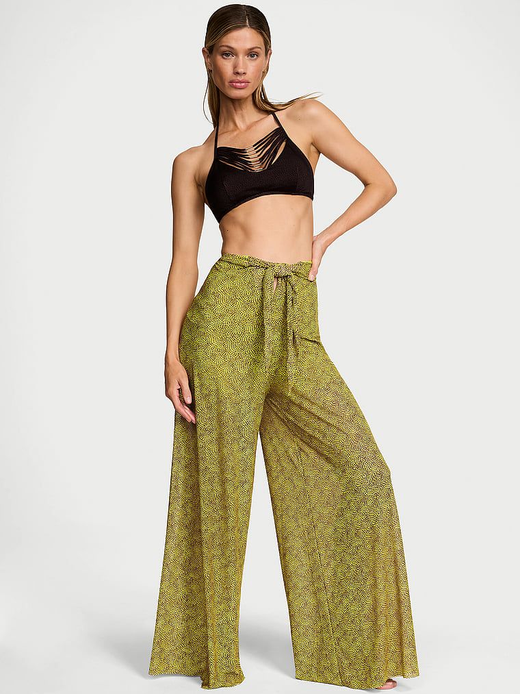 Spodnie z siateczkowego materiału na plażę Tie-Front. Produkt jest wzorzysty i pochodzi z kolekcji Victoria's Secret Swim. 