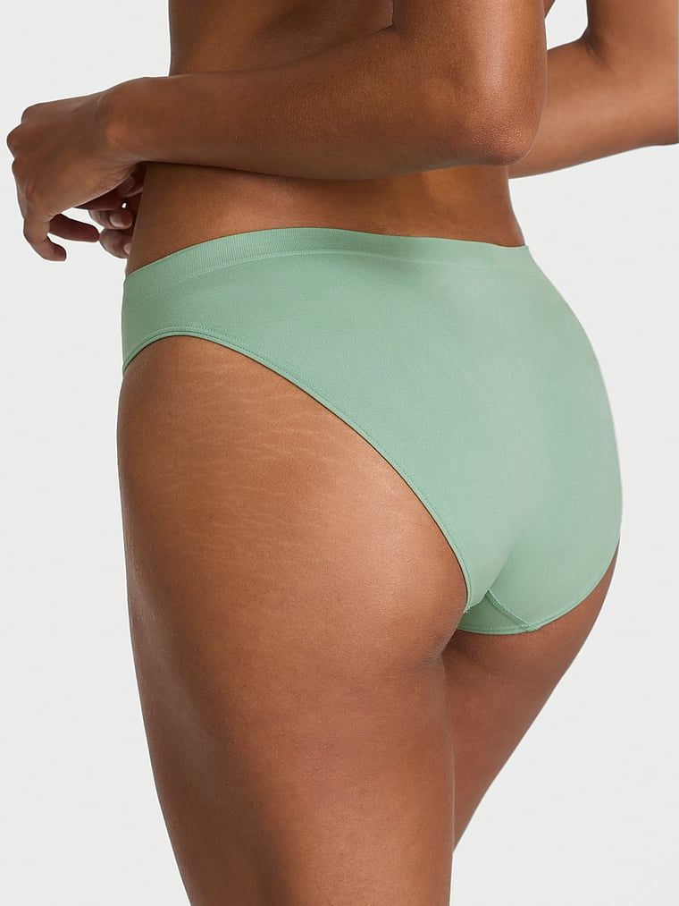 Majtki bezszwowe Seamless Bikini. Produkt ma kolor zielony i pochodzi z kolekcji Seamless. 