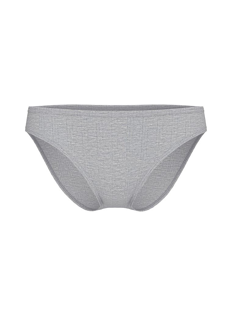 Majtki z modalu Ultra-Fine Bikini. Produkt ma kolor szary i pochodzi z kolekcji Victoria's Secret. 