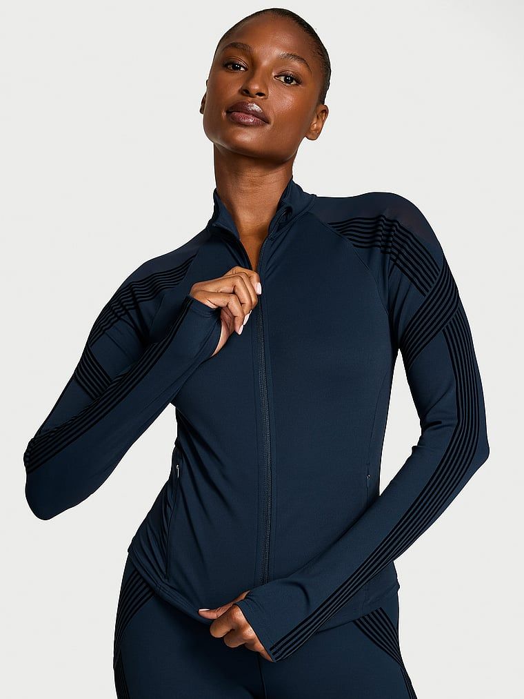 Bluza sportowa z siateczkami i z suwakiem VSX Elevate Redefined Contours. Produkt ma kolor niebieski i pochodzi z kolekcji VSX. 
