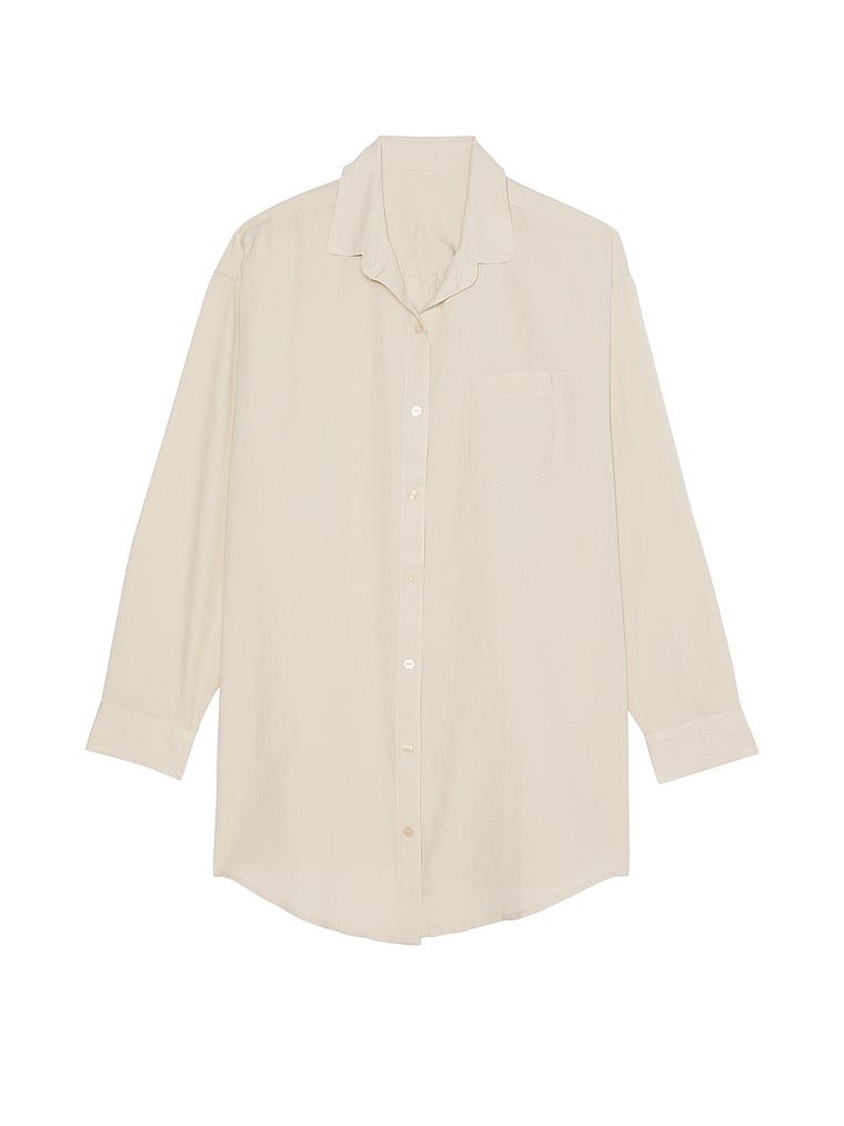 Lniana koszula-sukienka na plażę Linen Boyfriend Shirt Dress. Produkt ma kolor beżowy i pochodzi z kolekcji Victoria's Secret Swim. 