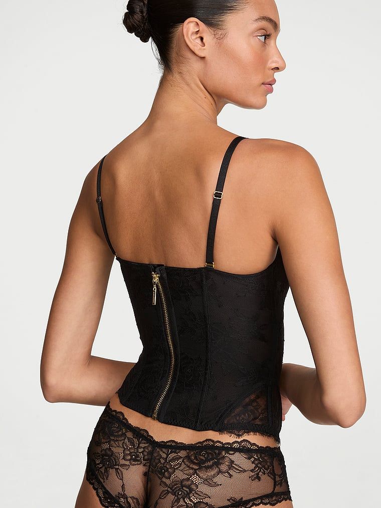 Top gorsetowy Rose Lace. Produkt ma kolor czarny i pochodzi z kolekcji Very Sexy. 
