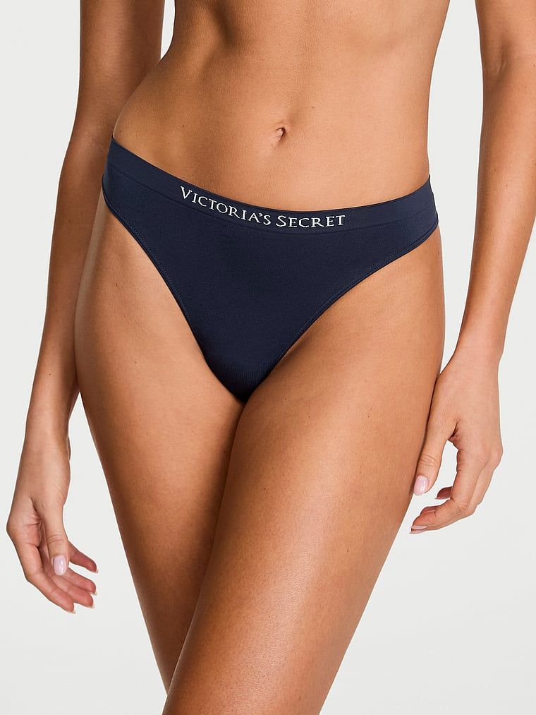 Stringi bezszwowe Seamless. Produkt ma kolor niebieski i pochodzi z kolekcji Seamless. 
