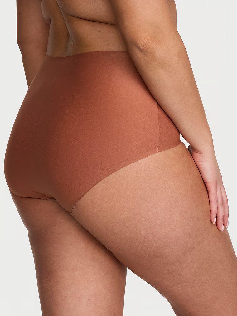 Majtki figi z wysokim stanem Flex. Produkt ma kolor brązowy i pochodzi z kolekcji Body by Victoria. 