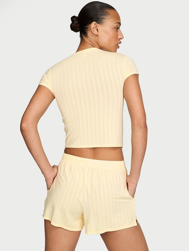 Szorty z modalu do spania SoSoft Ultra-Fine. Produkt ma kolor żółty i pochodzi z kolekcji Victoria's Secret. 