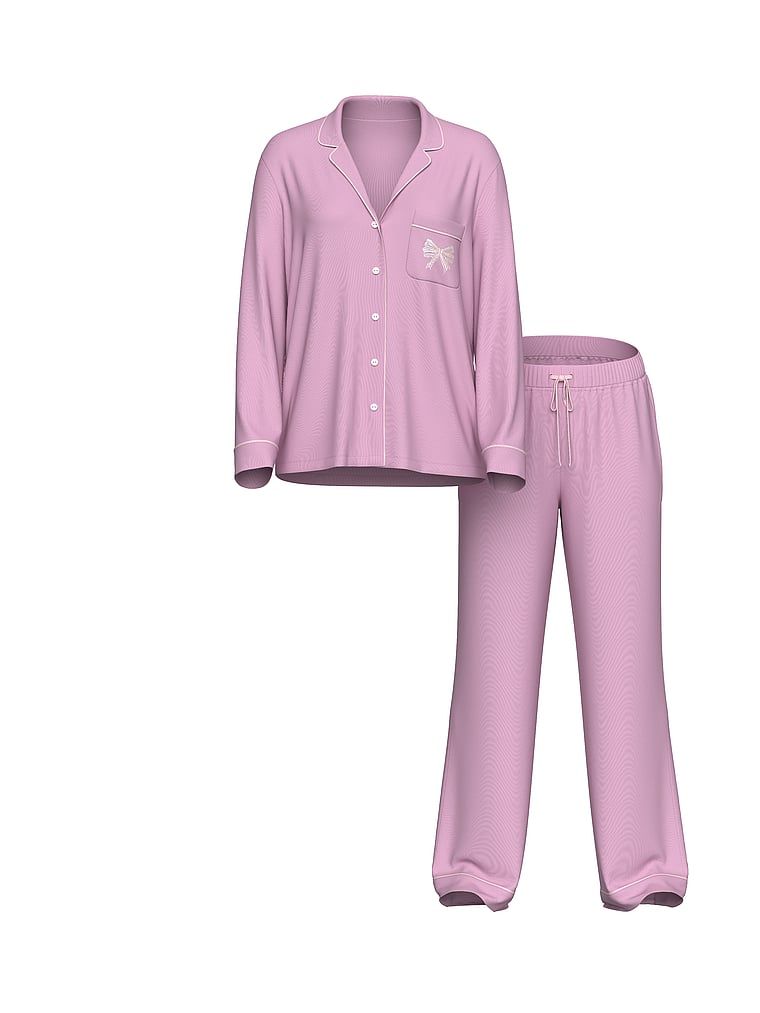 Piżama z modalu Bow. Produkt ma kolor fioletowy i pochodzi z kolekcji Victoria's Secret. 