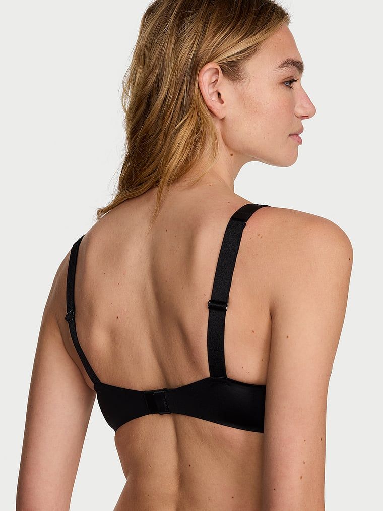 Biustonosz push-up z błyszczącymi ramiączkami Ombre Shine Strap. Produkt ma kolor czarny i pochodzi z kolekcji Very Sexy. 