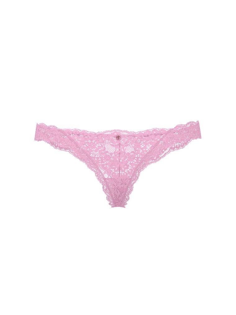 Stringi koronkowe Lace. Produkt ma kolor purpura i pochodzi z kolekcji Body by Victoria. 
