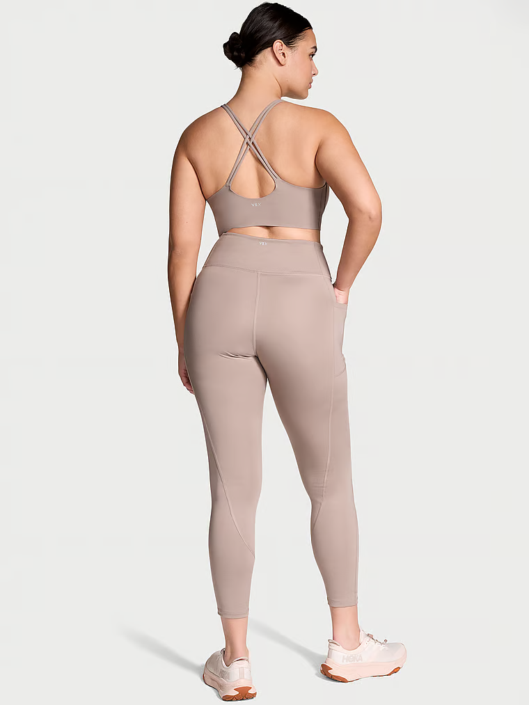 Legginsy z kieszeniami Essential Pocket. Produkt ma kolor beżowy i pochodzi z kolekcji VSX. 