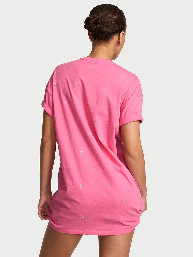 T-shirt bawełniany do spania oversize. Produkt ma kolor różowy i pochodzi z kolekcji Victoria's Secret. 