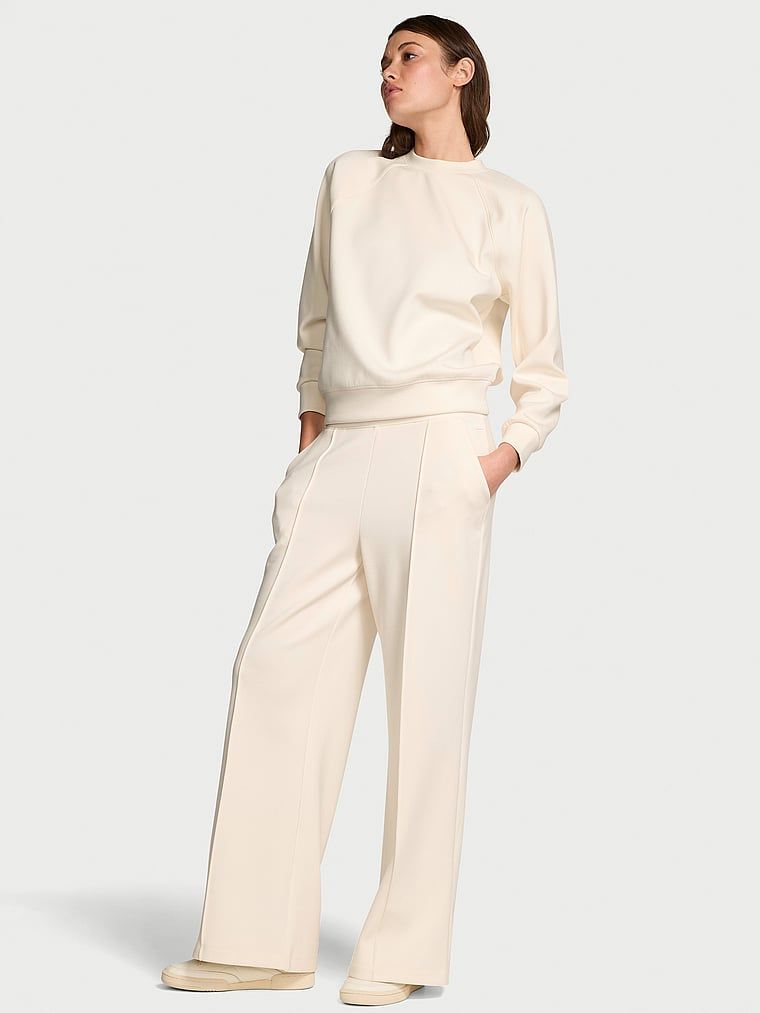 Zestaw dresowy - bluza i spodnie VSX Winter Featherweight. Produkt ma kolor beżowy i pochodzi z kolekcji VSX. 