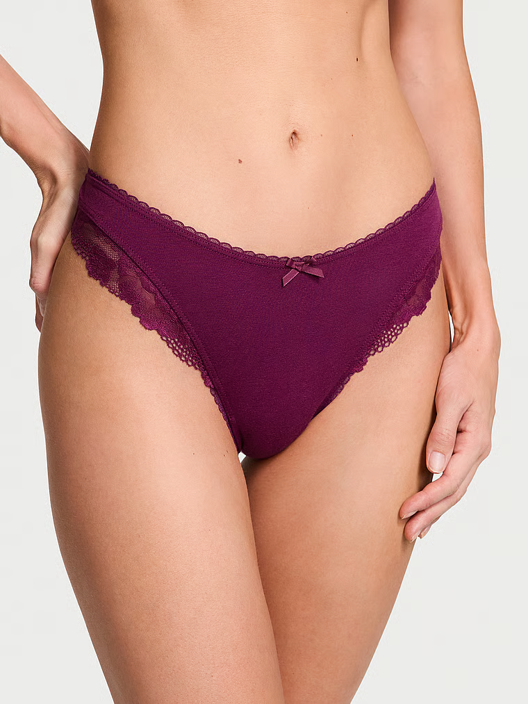 Stringi bawełniane High-Leg Scoop. Produkt ma kolor czerwony i pochodzi z kolekcji Victoria's Secret. 