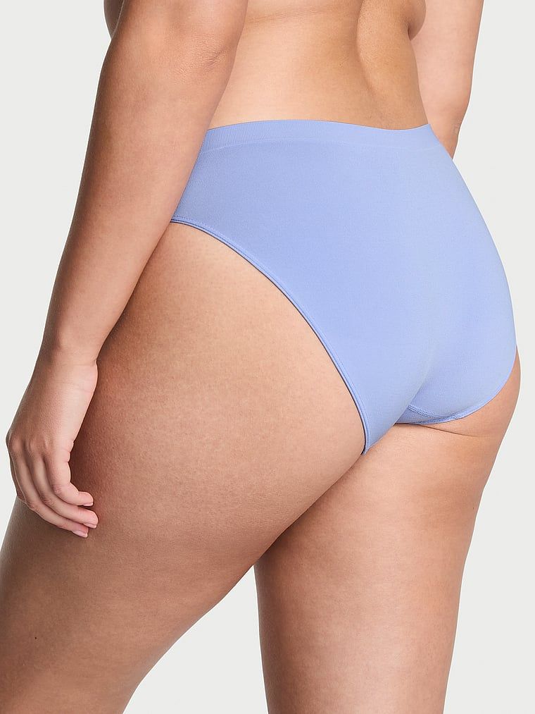 Majtki bezszwowe Seamless Bikini. Produkt ma kolor purpurowy i pochodzi z kolekcji Seamless. 