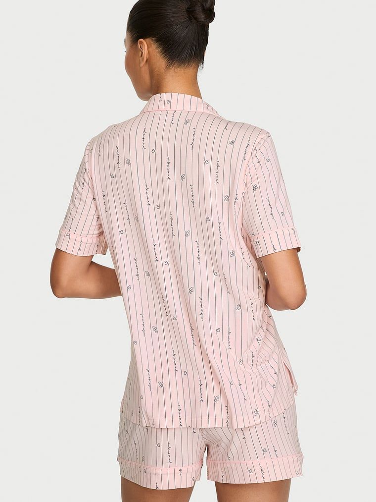 Piżama z modalu z szortami SoSoft. Produkt ma kolor wzorzysty i pochodzi z kolekcji Victoria's Secret. 