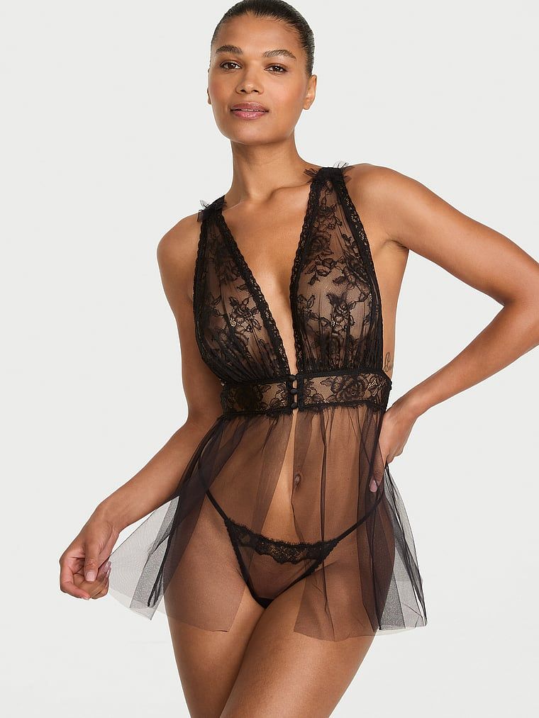 Very Sexy Halka koronkowa i stringi