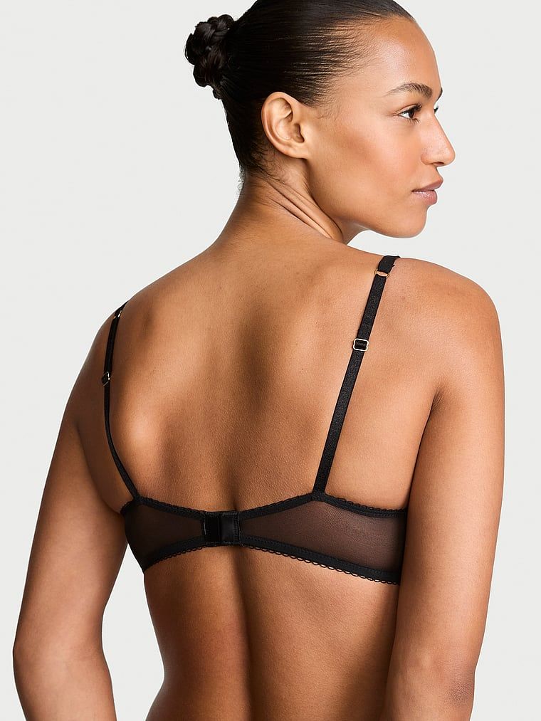Biustonosz nieusztywniany balkonetka Wicked Mesh-Trim. Produkt ma kolor czarny i pochodzi z kolekcji Dream Angels. 