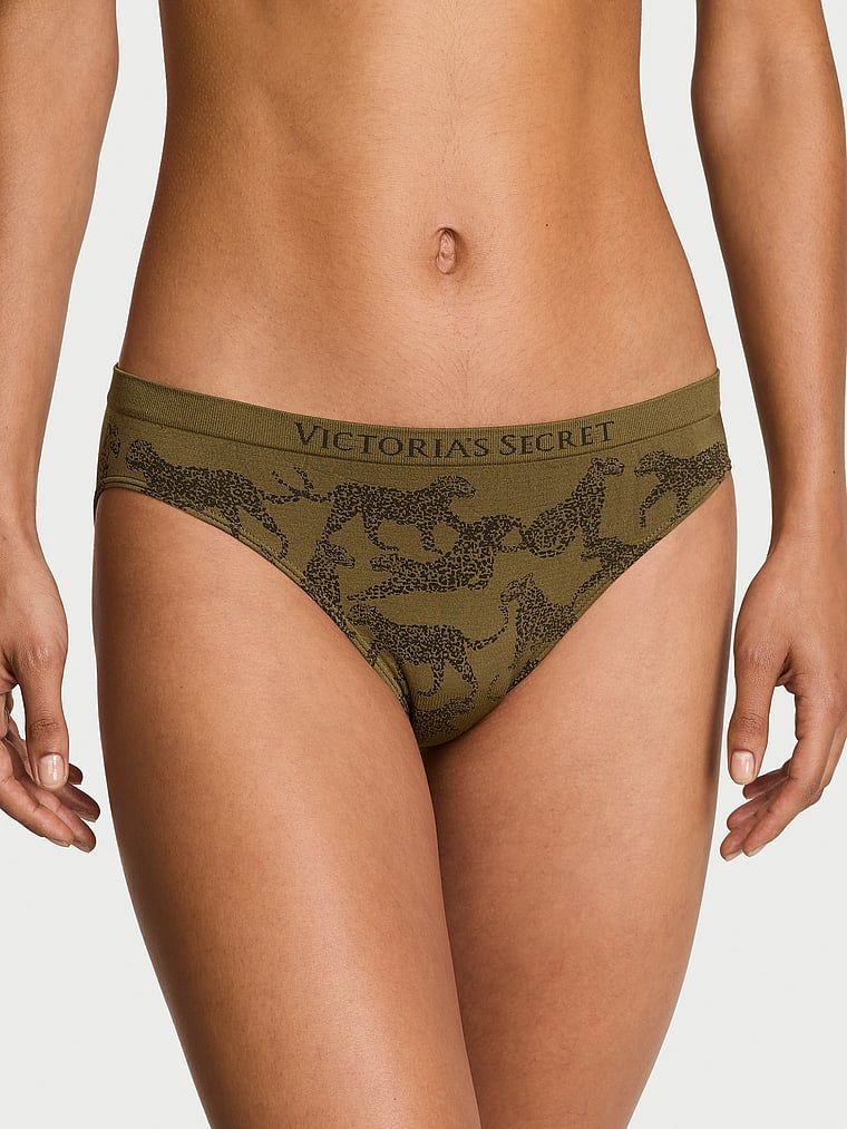 Majtki bezszwowe Seamless Bikini. Produkt jest wzorzysty i pochodzi z kolekcji Seamless. 