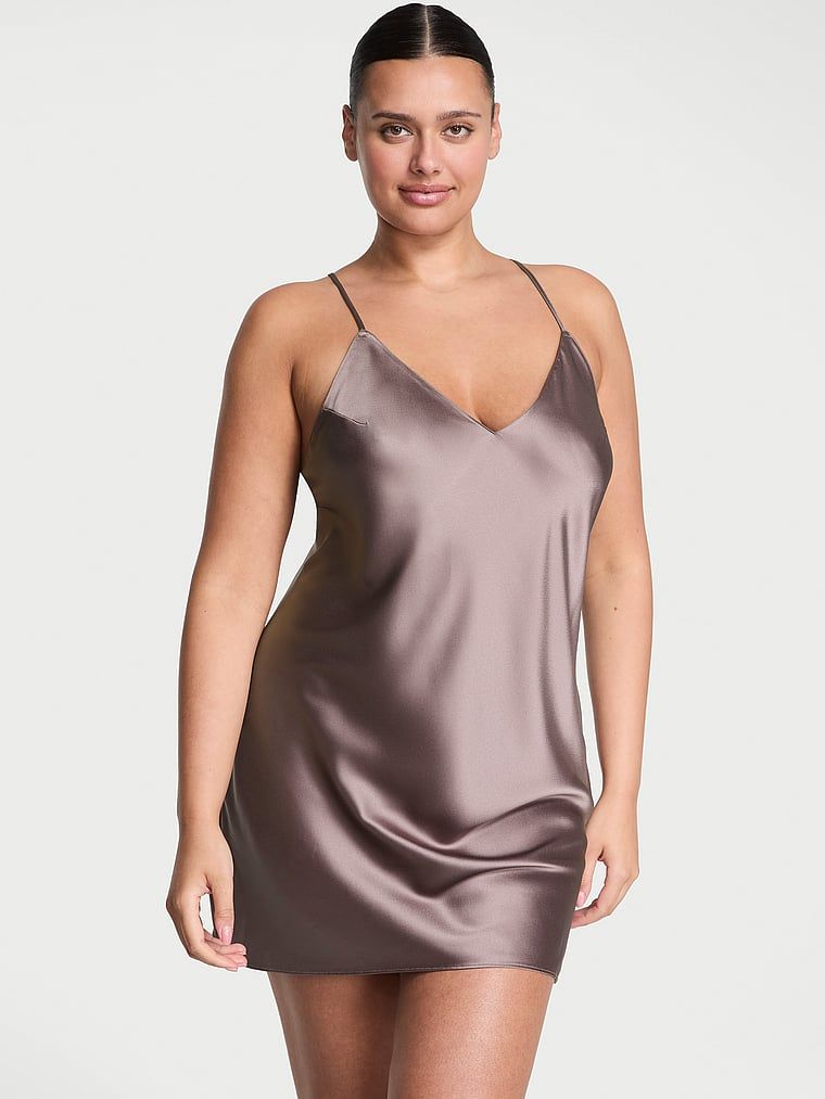 Victoria's Secret Koszulka nocna satynowa na cienkich ramiączkach odsłaniająca plecy Open-Back Slip