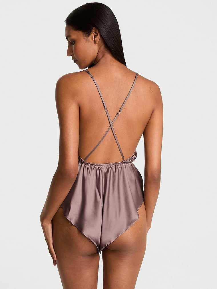 Victoria's Secret Kombinezon satynowy do spania Flutter Romper
