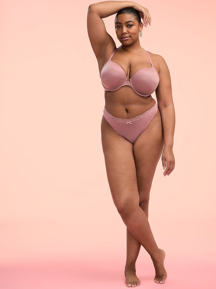 Majtki bawełniane z koronką w talii Lace-Waist Bikini. Produkt ma kolor różowy i pochodzi z kolekcji Victoria's Secret. 