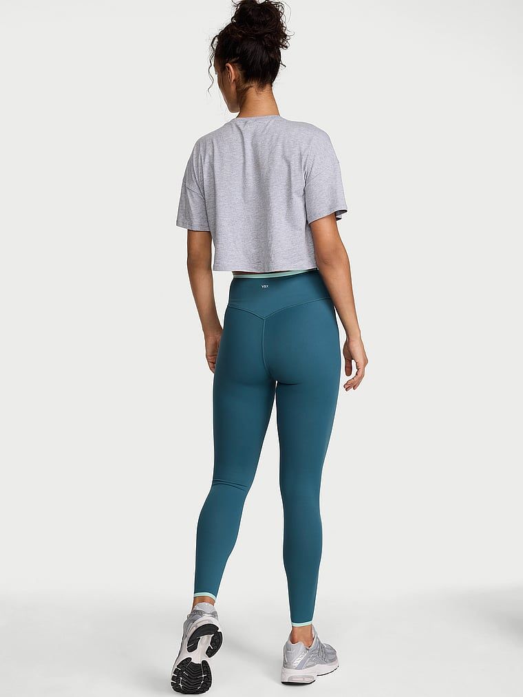 Legginsy z niską kompresją VS Elevate. Produkt ma kolor niebieski i pochodzi z kolekcji VSX. 