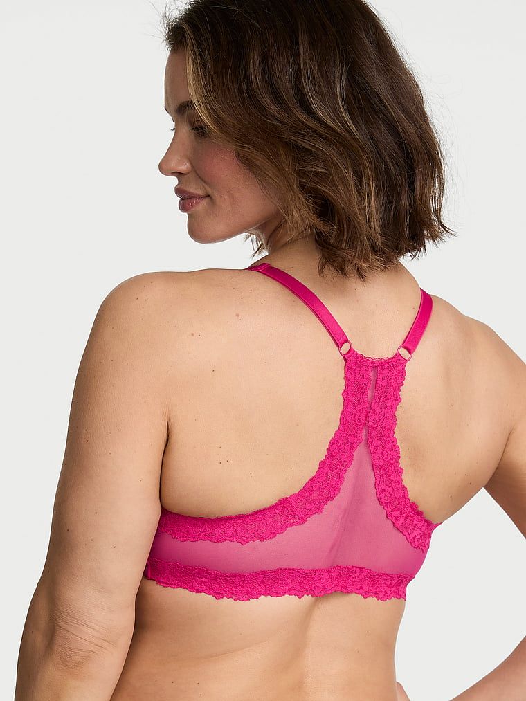 Biustonosz lekko uszytywniany zapinany z przodu z mocno zabudowanymi miseczkami Racerback. Produkt ma kolor różowy i pochodzi z kolekcji Body by Victoria. 