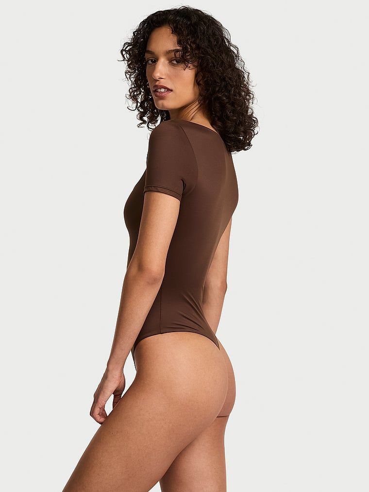 Victoria's Secret Body z krótkimi rękawkami i kwadratowym dekoltem FeatherSoft
