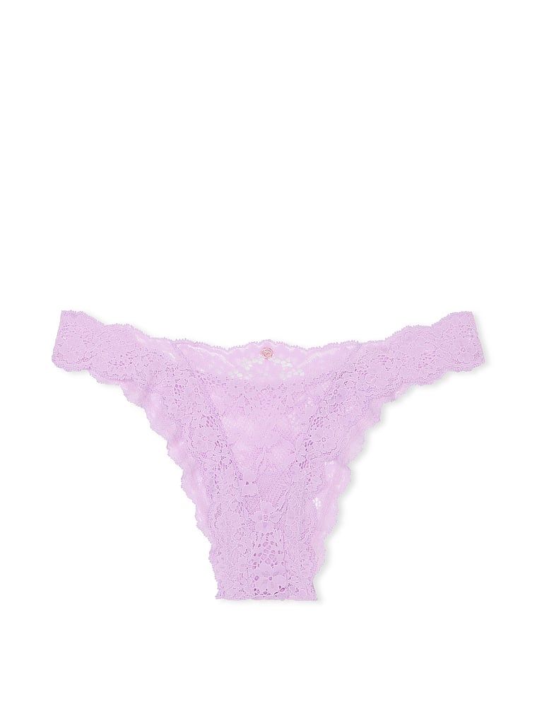 Majtki brazyliany koronkowe Brazilian. Produkt ma kolor purpurowy i pochodzi z kolekcji Dream Angels. 