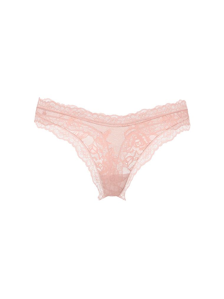 Stringi koronkowe z wysoko wyciętymi nogawkami Rose Lace Shimmer. Produkt jest wzorzysty i pochodzi z kolekcji Very Sexy. 