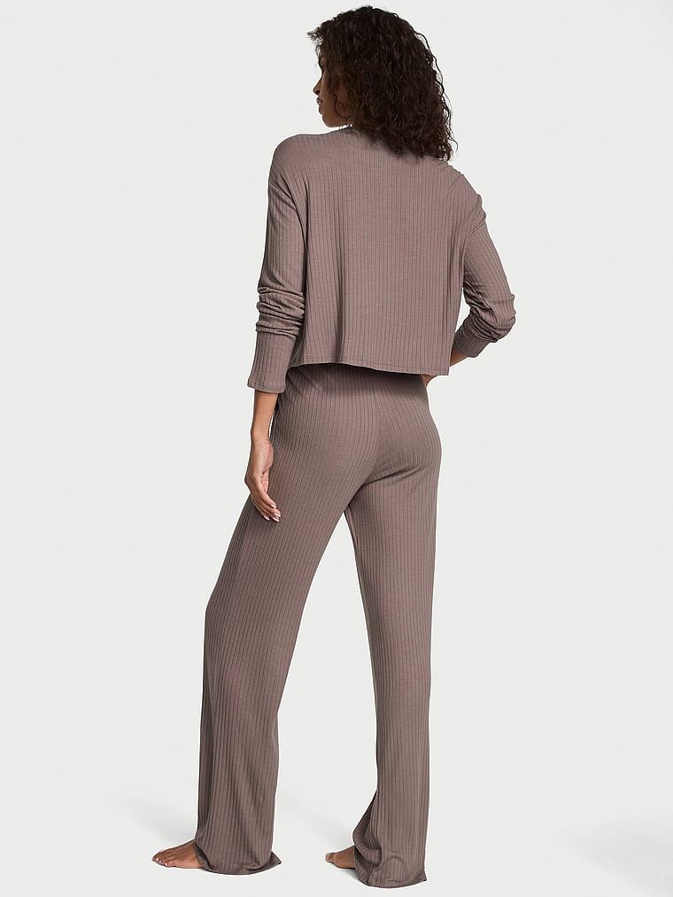 Zestaw z modalu - sweter i spodnie Lounge. Produkt ma kolor szary i pochodzi z kolekcji Victoria's Secret. 