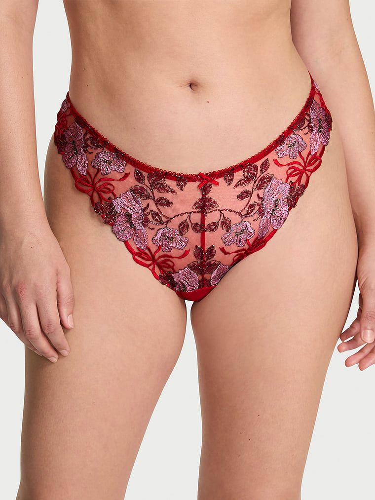 Majtki brazyliany Beautiful Bows Brazilian. Produkt jest wzorzysty i pochodzi z kolekcji Dream Angels. 
