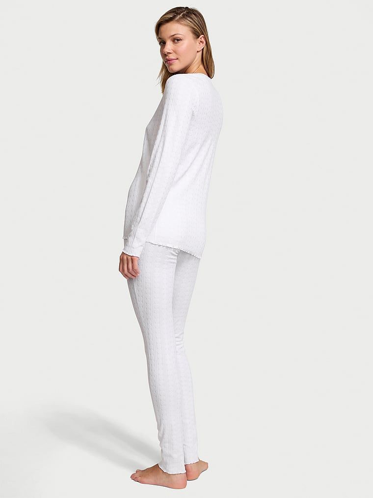 Piżama z długimi rękawami i legginsami Heart Pointelle. Produkt ma kolor biały i pochodzi z kolekcji Victoria's Secret. 