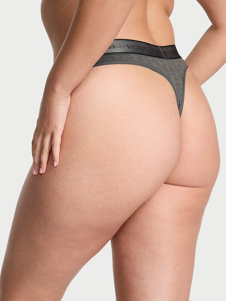 Stringi z modalu Ultra-Fine Logo. Produkt ma kolor szary i pochodzi z kolekcji Cotton. 