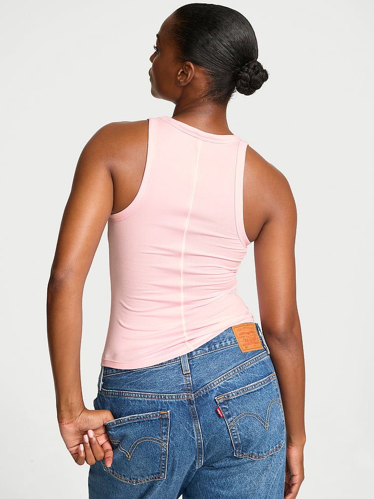 Top VS Iconic Racerback. Produkt ma kolor różowy i pochodzi z kolekcji Angel Essentials. 