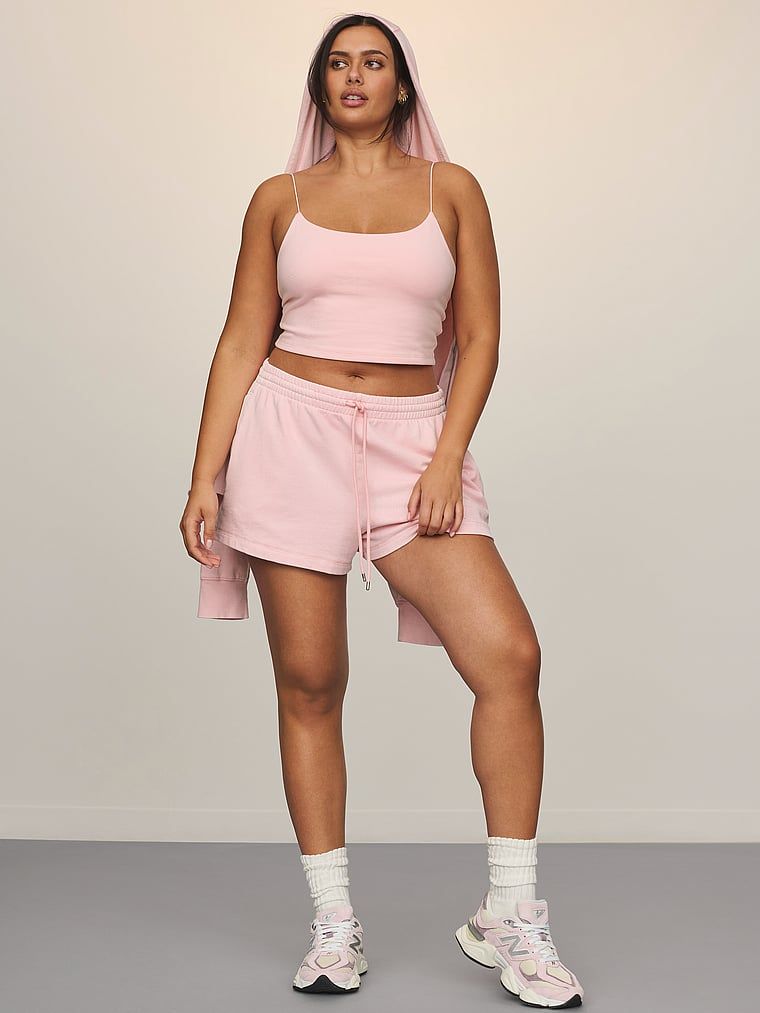 Szorty Off-Duty Terry. Produkt ma kolor różowy i pochodzi z kolekcji Angel Essentials. 