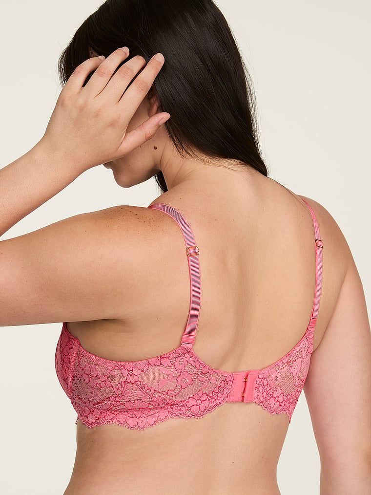 Biustonosz nieusztywniany balkonetka Wicked Lace Balconette. Produkt ma kolor wielokolorowy i pochodzi z kolekcji Dream Angels. 