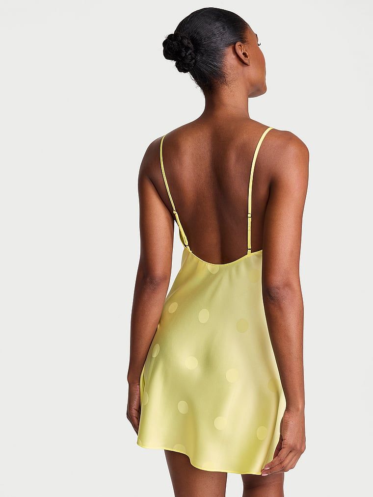 Victoria's Secret Koszulka nocna satynowa Signature Slip