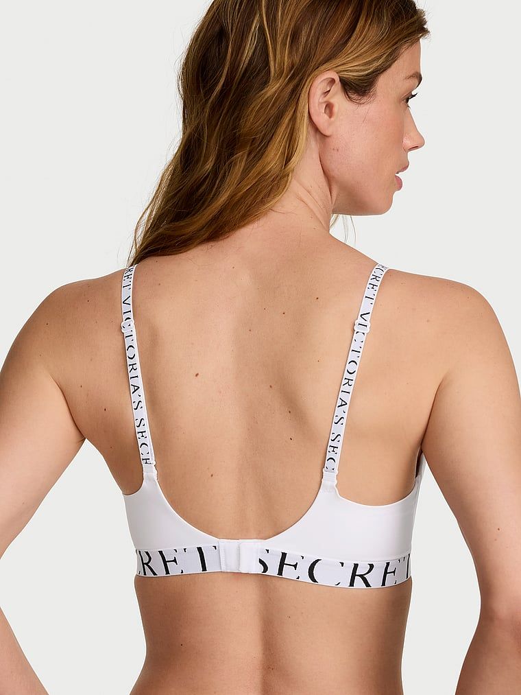 Biustonosz lekko usztywniany bez fiszbin CoolBra. Produkt ma kolor biały i pochodzi z kolekcji T-shirt. 