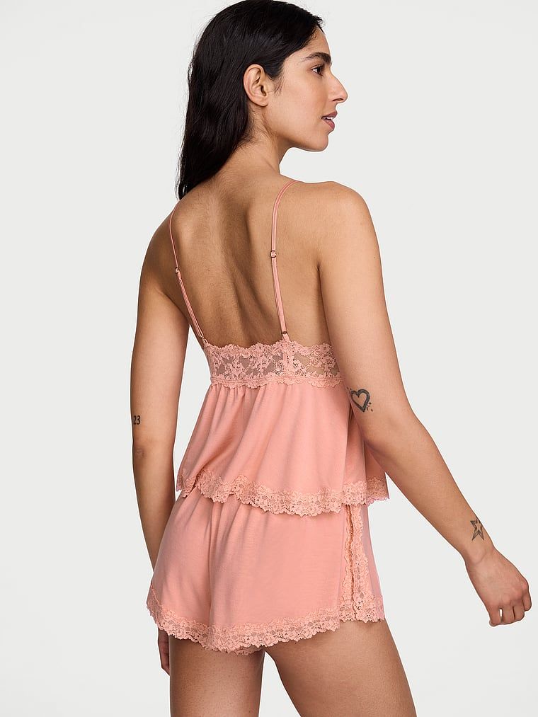 Zestaw do spania z modalu - top na ramiączkach i szorty SoSoft. Produkt ma kolor różowy i pochodzi z kolekcji Victoria's Secret. 